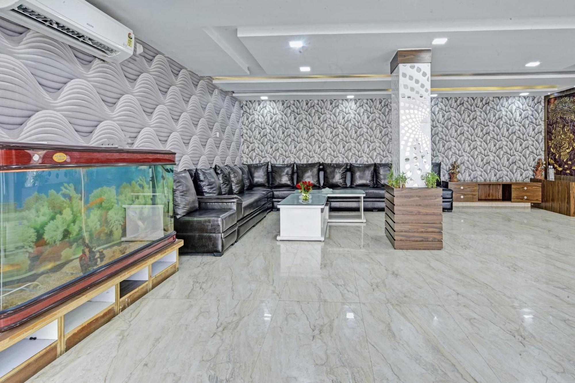 Hotel O Jagat Palace Ranchi Buitenkant foto